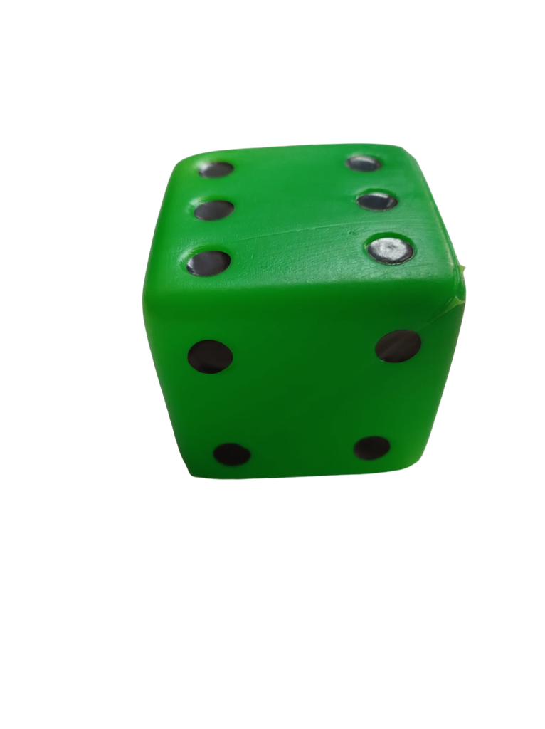 DADO DE PUNTOS PLASTICO PYR