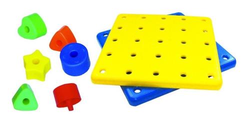 3227 PIJA GEOMETRICA  CON 50 PZAS Y 2 TABLEROS