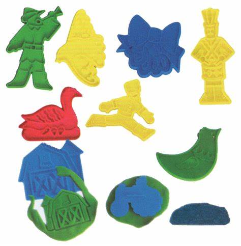 3034 COOKI CUTTER CUENTOS C/24 PZS Y 4 PLASTILINAS